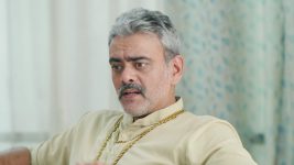Halad Rusali Kunku Hasala (Star Pravah) S01 E325 Adhalrao Defends Krushna Halad Rusali Kunku Hasala (Star Pravah) S01 E325 Adhalrao Defends Krushna