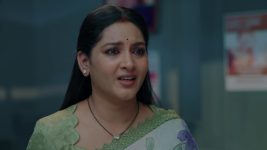 Intinti Ramayanam (Star Maa) S01 E645 Avani's Heroic Act Intinti Ramayanam (Star Maa) S01 E645 Avani's Heroic Act