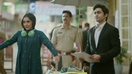 Juhi Mui S01 E27 Karan's Debut Case