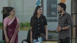 Karthika Deepam S02 E732 Jyotsna Grows Anxious