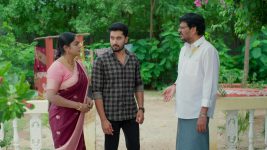 Karthika Deepam S02 E733 Sridhar Stumbles Upon a Secret