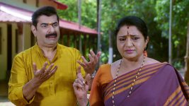 Maryadhe Ramanna (Colors Kannada) S01 E38 Jayamma Shocked by Ramanna's Deceit Maryadhe Ramanna (Colors Kannada) S01 E38 Jayamma Shocked by Ramanna's Deceit