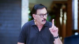 Maryadhe Ramanna (Colors Kannada) S01 E43 Vishwanatha Snaps Back Maryadhe Ramanna (Colors Kannada) S01 E43 Vishwanatha Snaps Back