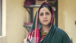 Me Savitribai Jotirao Phule S01 E02 Savitribai Faces a Choice