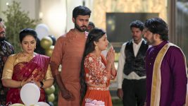 Nuvvu Leka Nenu Lenu S01 E160 Radha Faces Damayanthi's Wrath Nuvvu Leka Nenu Lenu S01 E160 Radha Faces Damayanthi's Wrath