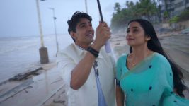 Sairaab S01 E35 Ishaan Comforts Nayanika