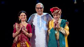 Sangsarer Sangkirtan (Star Jalsha) S01 E98 Will Bongshi, Shanti Save the Act?