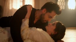 Seher Hone Ko Hai S01 E167 Mahid, Seher's Intense Gaze