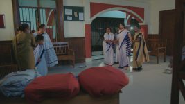 Tharala Tar Mag S01 E1210 Priya's Hallucination Turns Violent