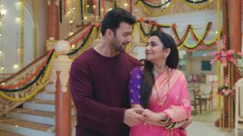 Tharala Tar Mag S01 E1211 Sayali's Joyous Celebration
