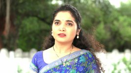 Bai Tuza Ashirwad S01 E102 Swati Misjudges Dhanraj's Actions