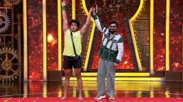 Bigg Boss Agnipariksha (Kannada) S01 E11 Agniparikshe: Self-Selection Sparks Fights Bigg Boss Agnipariksha (Kannada) S01 E11 Agniparikshe: Self-Selection Sparks Fights