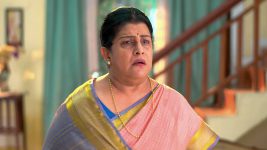 Gharo Ghari Matichya Chuli S01 E847 Sumitra Bars Janaki From Home