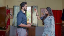 Karthika Deepam S02 E756 Jyotsna's Gesture of Love for Suraj Karthika Deepam S02 E756 Jyotsna's Gesture of Love for Suraj