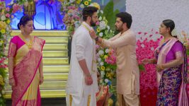 Karthika Deepam S02 E765 Karthik Slams Suraj