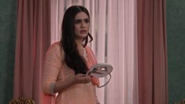 Kyunki Rishton Ke Bhi Roop Badalte Hain S01 E159 Vrinda Discovers AV's Mask Kyunki Rishton Ke Bhi Roop Badalte Hain S01 E159 Vrinda Discovers AV's Mask