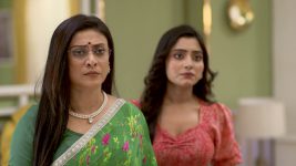 Lokkhi Jhanpi (Star Jalsha) S01 E379 Malabika Blames Jhnapi