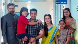 Mr and Mrs Parshuram S01 E195 Parshuram's Final Reunion Mr and Mrs Parshuram S01 E195 Parshuram's Final Reunion