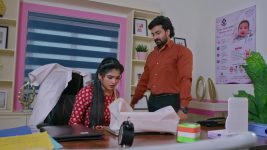 Paluke Bangaramayana S01 E930 Hasini Faces Sandeep's Threat Paluke Bangaramayana S01 E930 Hasini Faces Sandeep's Threat