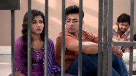 Pratigga S01 E131 Abhimanyu, Chhuti Behind Bars Pratigga S01 E131 Abhimanyu, Chhuti Behind Bars