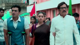 Professor Bidya Banerjee S01 E256 Bidya Helps Rajrit Get Away