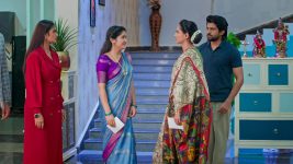 Vaarasuralu (Star Maa) S01 E169 Soudhamini Defends Maithili Vaarasuralu (Star Maa) S01 E169 Soudhamini Defends Maithili