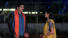 Vaarasuralu (Star Maa) S01 E193 Kailashnath Vows to Help Maithili Vaarasuralu (Star Maa) S01 E193 Kailashnath Vows to Help Maithili