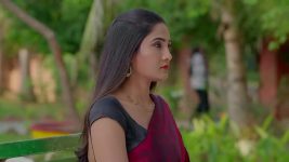 Karthika Deepam S02 E773 Malini Reprimands Dakshinamurthy Karthika Deepam S02 E773 Malini Reprimands Dakshinamurthy