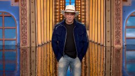 Bigg Boss (Colors tv) S20 E08 BBHin Day 07: Gajab Beizzati, Peak Masti