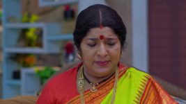 Godavari S01 E112 Alakanandha Resists Murali