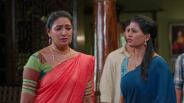 Illu Illalu Pillalu (Star Maa) S01 E568 Vedawathi Faces Confrontation