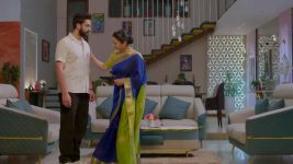 Karthika Deepam S02 E781 Malini Grows Furious Karthika Deepam S02 E781 Malini Grows Furious