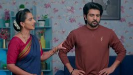 Vaarasuralu (Star Maa) S01 E204 Soudhamini's Reassurance to Saketh Vaarasuralu (Star Maa) S01 E204 Soudhamini's Reassurance to Saketh